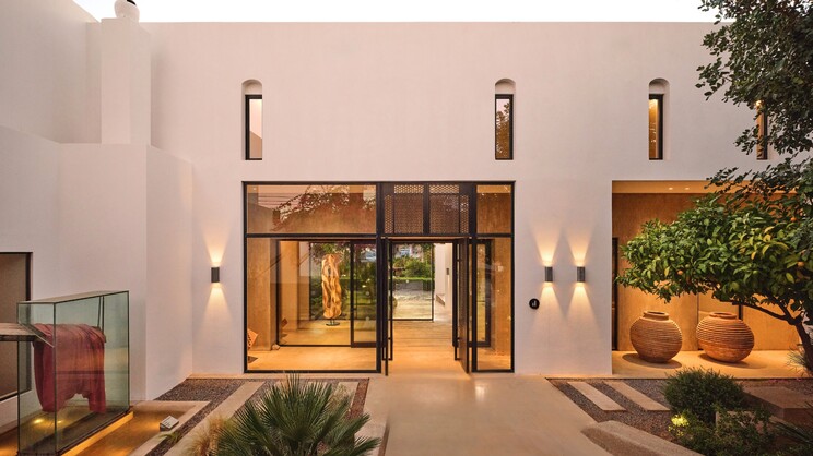 Minos Beach Art Hotel